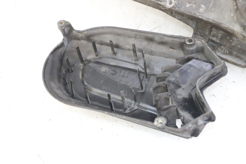 photo de OBUDOWA WARIATORA GILERA NEXUS 300 (2008 - 2013) - Widok ogólny