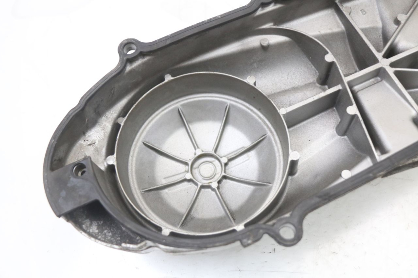 photo de OBUDOWA WARIATORA HONDA FES S-WING SWING 125 (2007 - 2015) - Stan powierzchni