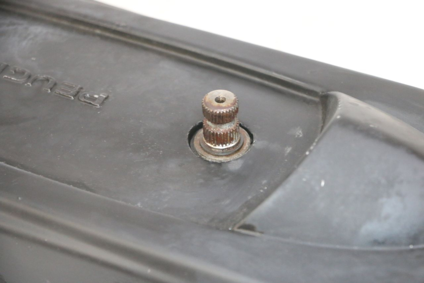 photo de OBUDOWA WARIATORA PEUGEOT JET FORCE CARBU 50 (2003 - 2016) - Stan powierzchni