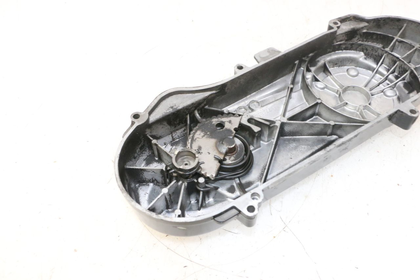 photo de OBUDOWA WARIATORA PEUGEOT KISBEE 2T 50 (2010 - 2017) - Zbliżenie techniczne