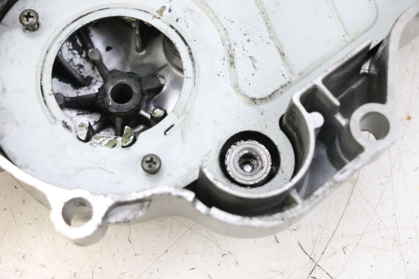 photo de OBUDOWA WARIATORA PEUGEOT KISBEE 4T 50 (2018 - 2022) - Inny kąt widzenia