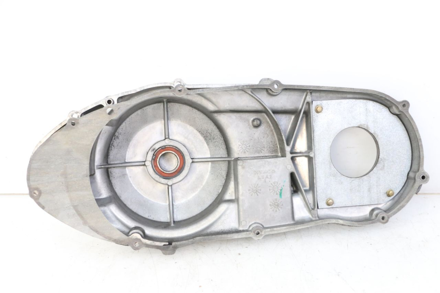 photo de OBUDOWA WARIATORA KYMCO XCITING 500 (2007 - 2010) - Inny kąt widzenia