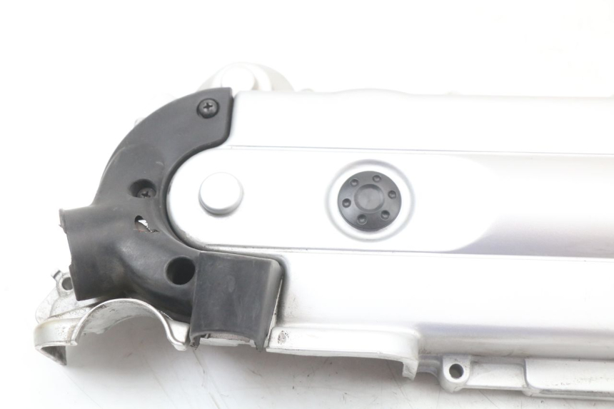 photo de OBUDOWA WARIATORA PIAGGIO LIBERTY 4T 50 (2018 - 2021) - Zbliżenie techniczne