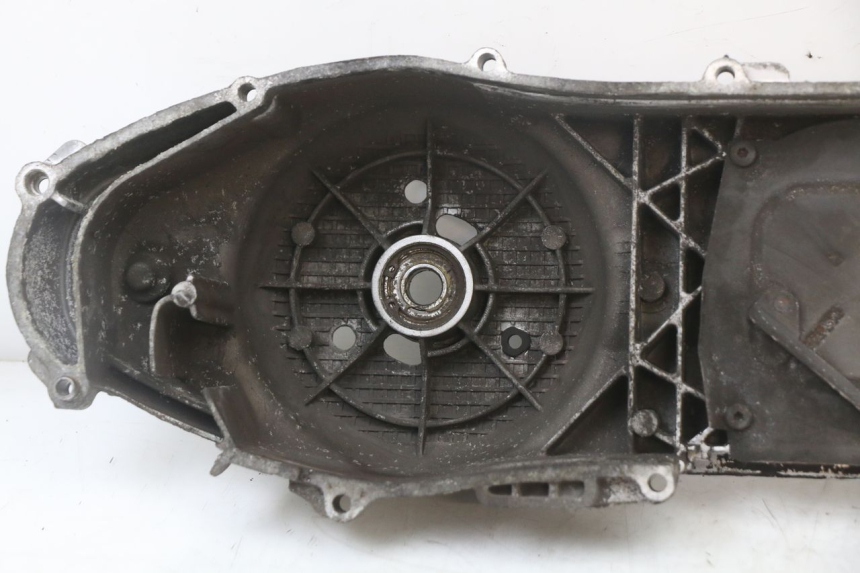 photo de OBUDOWA WARIATORA PIAGGIO MP3 125 (2006 - 2014) - Widok ogólny