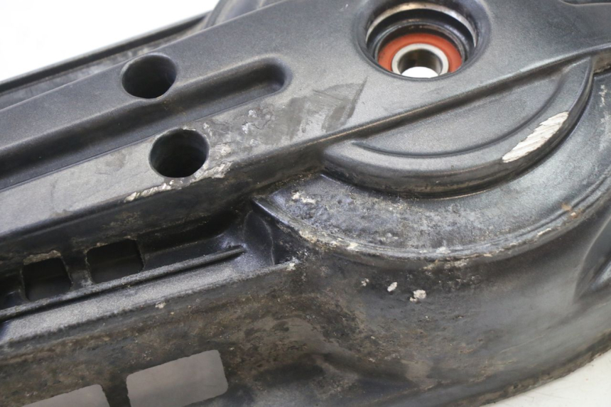 photo de OBUDOWA WARIATORA PIAGGIO MP3 500 (2014 - 2017) - Zbliżenie techniczne