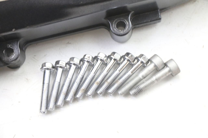 photo de OBUDOWA WARIATORA SYM ORBIT III 3 4T 50 (2021 - 2025) - Stan powierzchni