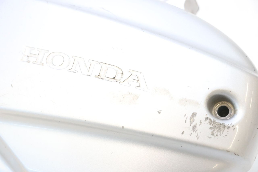 photo de OBUDOWA WARIATORA HONDA PCX (JF57/JF64) 125 (2014 - 2018) - Zbliżenie komponentów