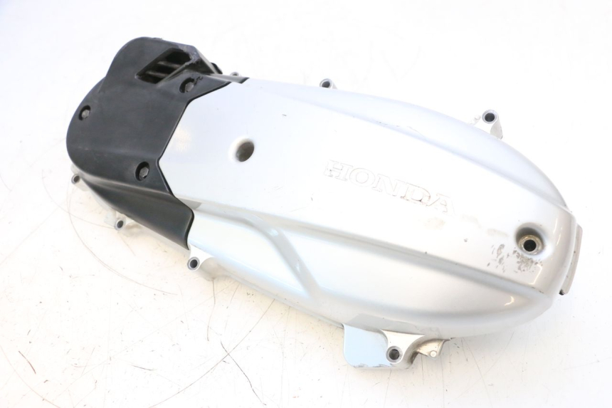 photo de OBUDOWA WARIATORA HONDA PCX (JF57/JF64) 125 (2014 - 2018) - Widok z bliska