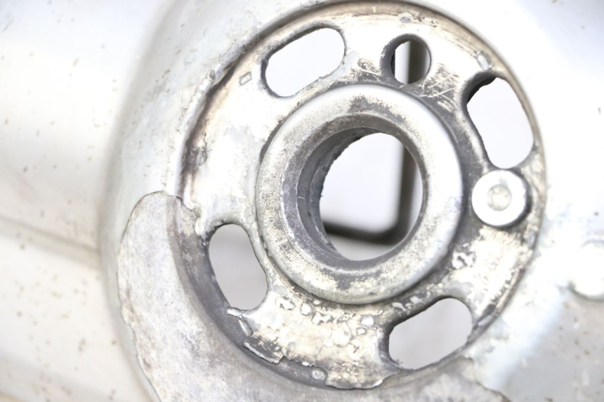 photo de OBUDOWA WARIATORA PEUGEOT SATELIS 125 (2010 - 2012) - Zbliżenie komponentów