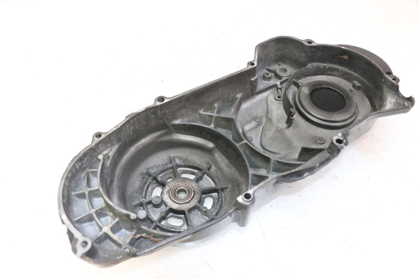 photo de OBUDOWA WARIATORA PEUGEOT SATELIS 125 (2013 - 2018) - Inny kąt widzenia