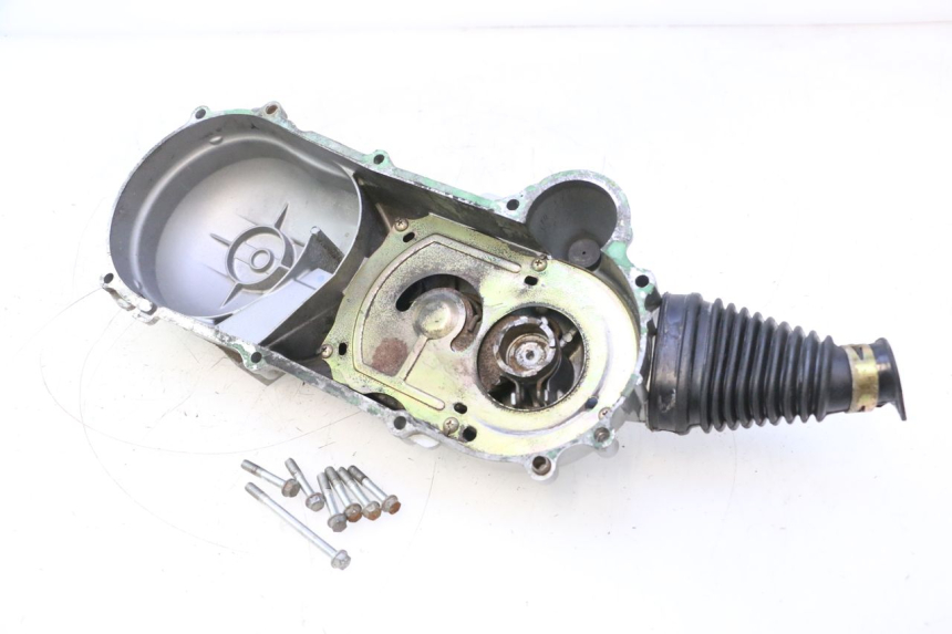 photo de OBUDOWA WARIATORA HONDA SCV LEAD 100 (2003 - 2007) - Inny kąt widzenia