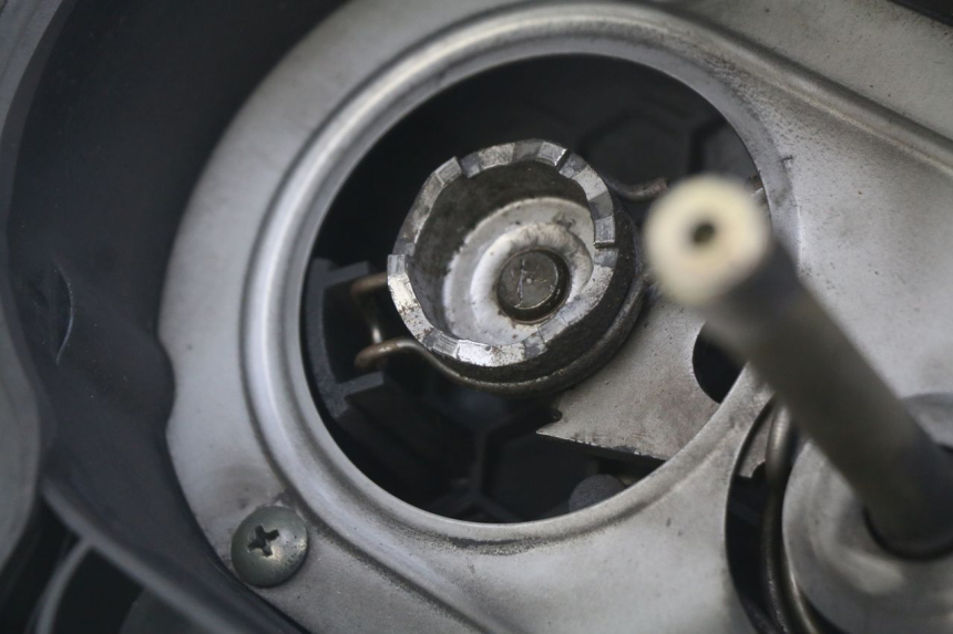 photo de OBUDOWA WARIATORA KYMCO SENTO 100 (2008 - 2013) - Zoom stanu zużycia