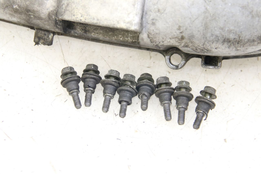 photo de OBUDOWA WARIATORA MBK SKYCRUISER 125 (2006 - 2009) - Punkty mocowania