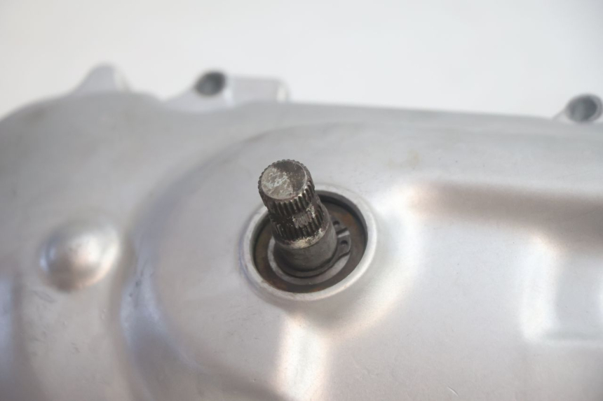 photo de OBUDOWA WARIATORA YAMAHA SLIDER 50 (1999 - 2004) - Inny kąt widzenia