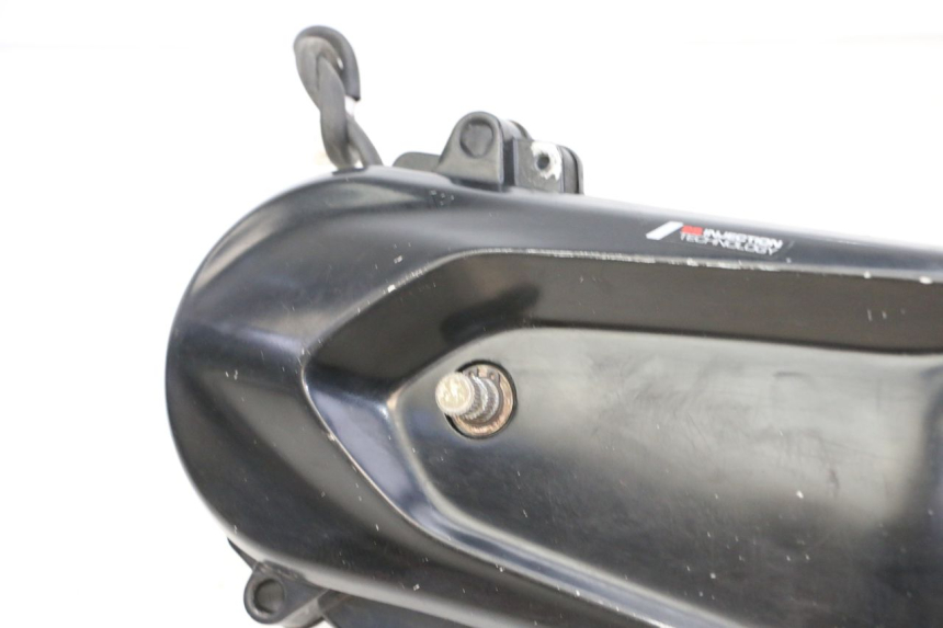 photo de OBUDOWA WARIATORA PEUGEOT STREETZONE I NAKED 2T 50 (2018 - 2020) - Zbliżenie komponentów