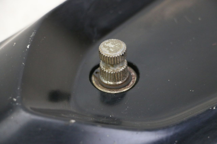 photo de OBUDOWA WARIATORA PEUGEOT STREETZONE I NAKED 2T 50 (2018 - 2020) - Stan powierzchni