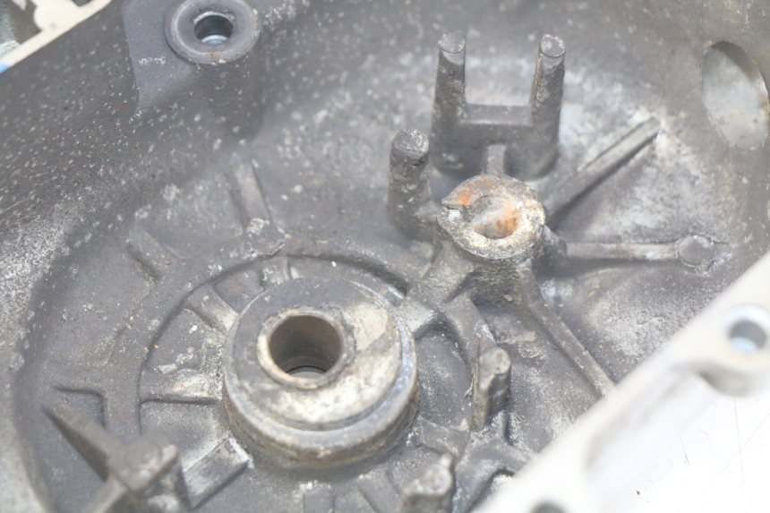 photo de OBUDOWA WARIATORA PEUGEOT V-CLIC VCLIC 50 (2007 - 2013) - Oznaczenia i referencje