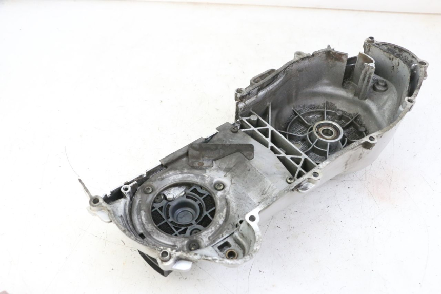 photo de OBUDOWA WARIATORA PIAGGIO VESPA GRANTURISMO 200 (2004 - 2005) - Zbliżenie techniczne