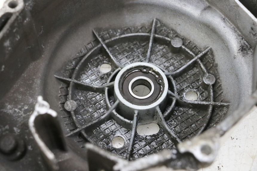 photo de OBUDOWA WARIATORA PIAGGIO X8 125 (2004 - 2007) - Stan powierzchni