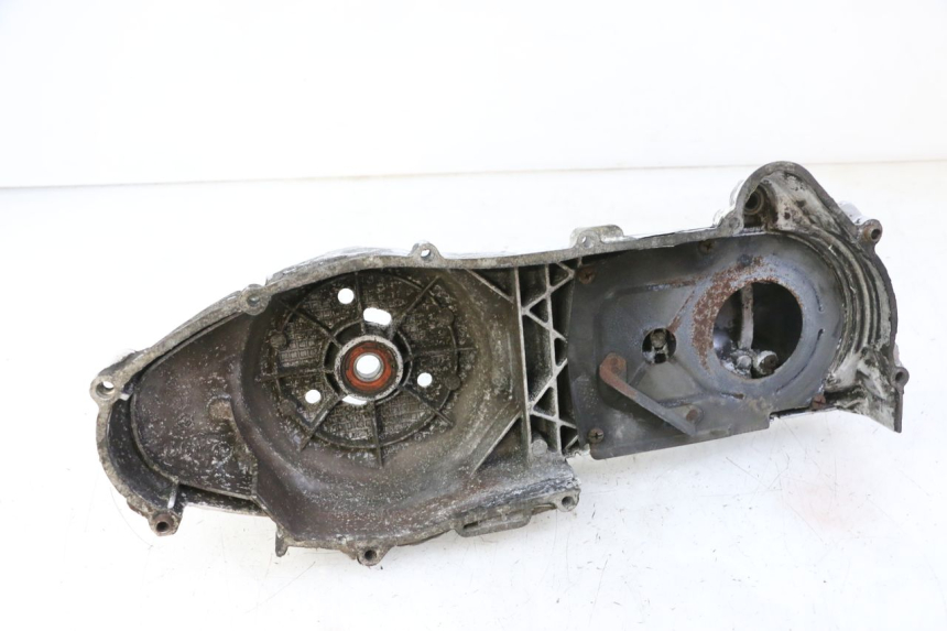 photo de OBUDOWA WARIATORA PIAGGIO X9 EVOLUTION 125 (2003 - 2007) - Zbliżenie techniczne