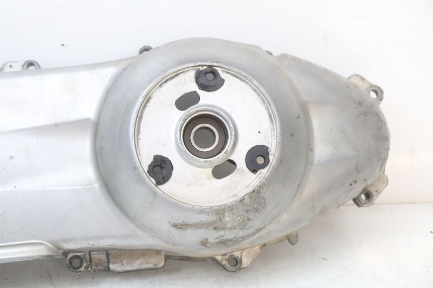 photo de OBUDOWA WARIATORA PIAGGIO XEVO - X EVO 125 (2007 - 2017) - Inny kąt widzenia