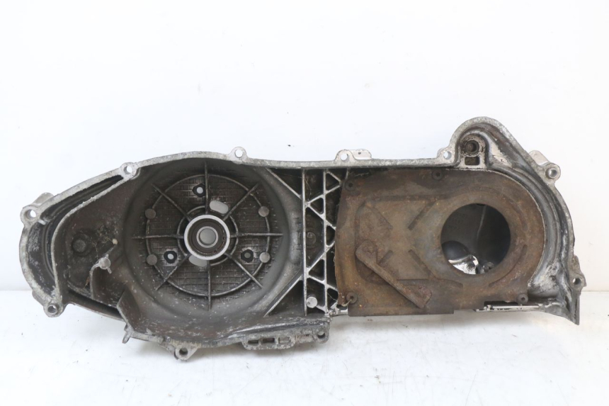 photo de OBUDOWA WARIATORA PIAGGIO XEVO - X EVO 125 (2007 - 2017) - Zbliżenie techniczne