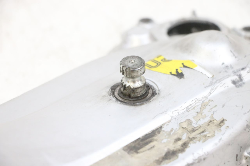 photo de OBUDOWA WARIATORA PIAGGIO ZIP 2T 50 (2009 - 2019) - Stan powierzchni