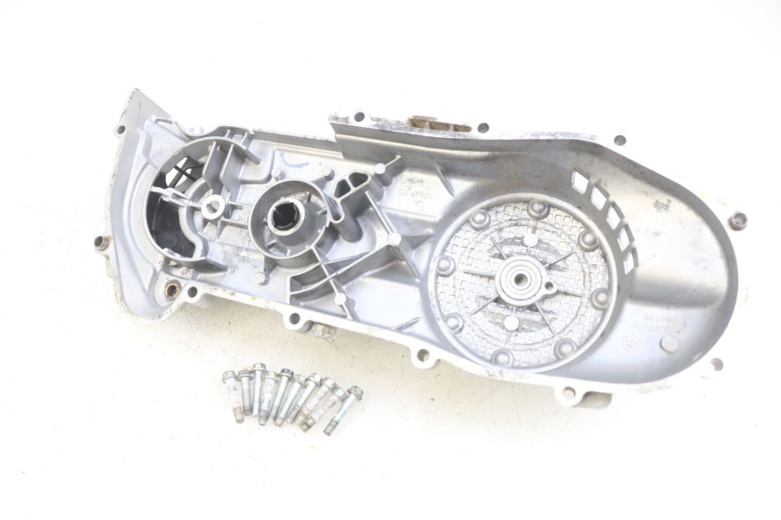 photo de OBUDOWA WARIATORA PIAGGIO ZIP 4T 50 (2018 - 2020) - Inny kąt widzenia