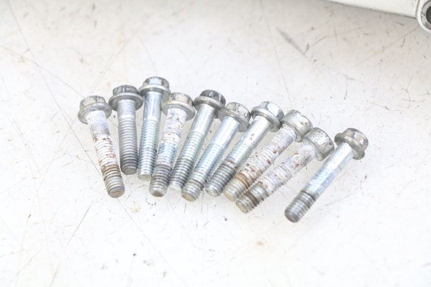 photo de OBUDOWA WARIATORA PIAGGIO ZIP 4T 50 (2018 - 2020) - Część sprawdzona