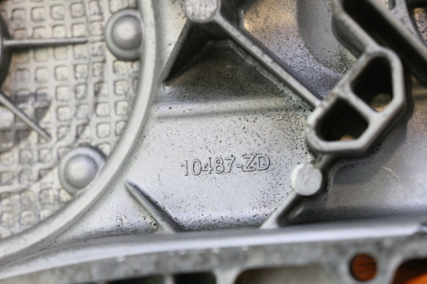 photo de OBUDOWA WARIATORA PIAGGIO ZIP IGET 4T 50 (2021 - 2023) - Inny kąt widzenia