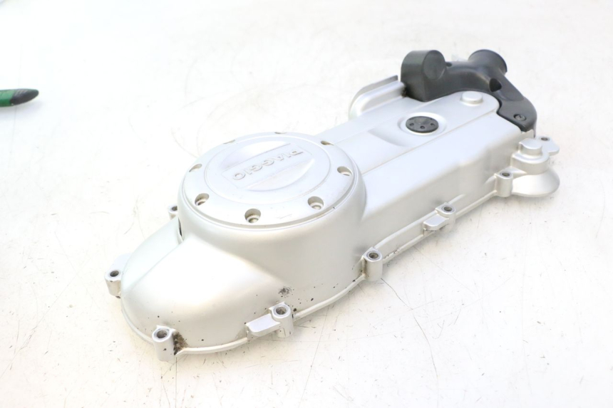 photo de OBUDOWA WARIATORA PIAGGIO ZIP IGET 4T 50 (2021 - 2023) - Stan powierzchni