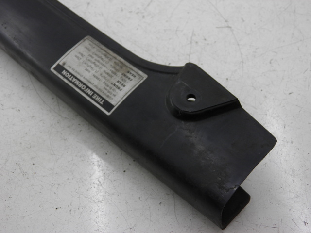 photo de OSŁONA ŁAŃCUCHA YAMAHA YBR 125 (2004 - 2006) - Szczegół części