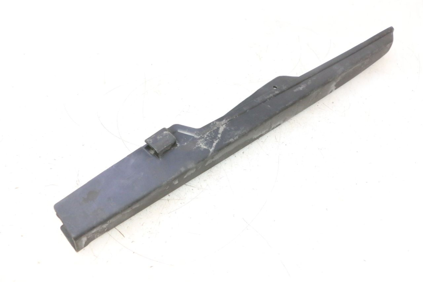 photo de OSŁONA ŁAŃCUCHA HONDA CB TWO FIFTY 250 (1991 - 2002) - Szczegół części