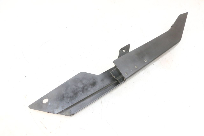 photo de OSŁONA ŁAŃCUCHA SUZUKI GSF N BANDIT 600 (1996 - 1999) - Szczegół części