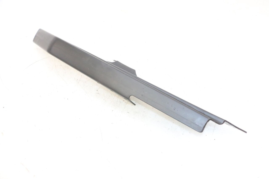 photo de OSŁONA ŁAŃCUCHA SUZUKI GSF N BANDIT 600 (1996 - 1999) - Inny kąt widzenia