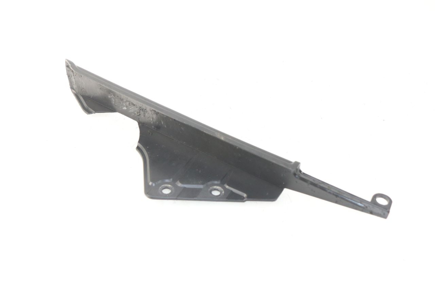 photo de OSŁONA ŁAŃCUCHA SUZUKI GSR 600 (2005 - 2012) - Szczegół części