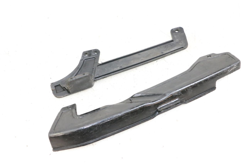 photo de OSŁONA ŁAŃCUCHA YAMAHA PW 80 (1983 - 2014) - Zbliżenie techniczne