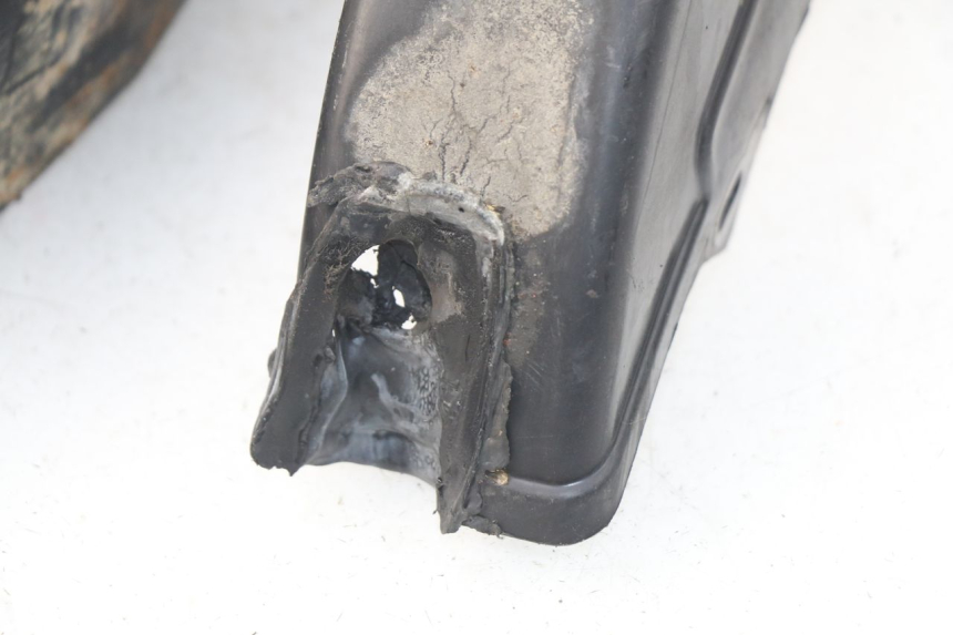 photo de OSŁONA ŁAŃCUCHA ADLY RS SUPERSONIC 50 (2005 - 2010) - Zbliżenie techniczne