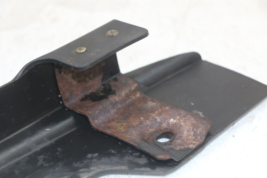 photo de OSŁONA ŁAŃCUCHA SUZUKI GS F 500 (2004 - 2007) - Stan powierzchni