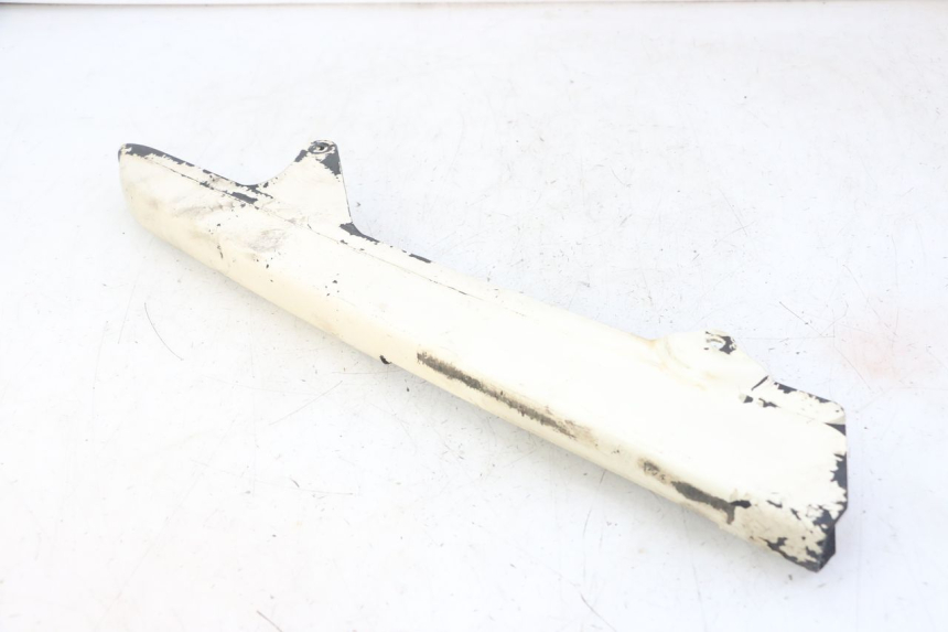 photo de OSŁONA ŁAŃCUCHA YAMAHA TDR DELTABOX 125 (1997 - 2003) - Zbliżenie techniczne