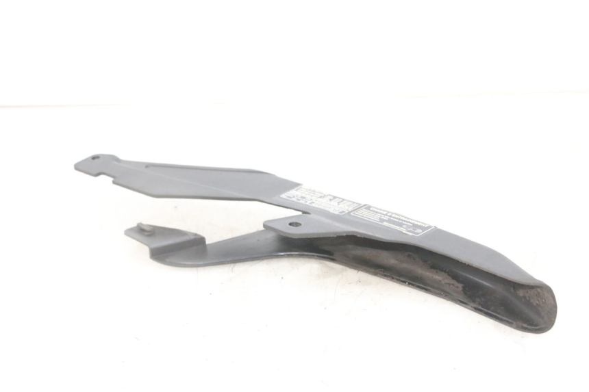 photo de OSŁONA ŁAŃCUCHA HONDA XLV VARADERO 125 (2000 - 2006) - Szczegół części