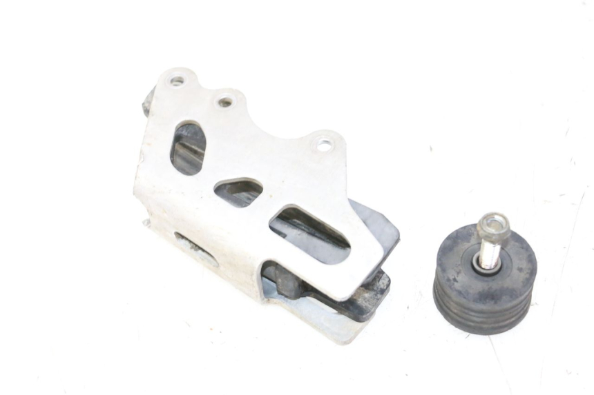 photo de OSŁONA ŁAŃCUCHA YAMAHA YZ-F YZF 250 (2014 - 2018) - Szczegół części