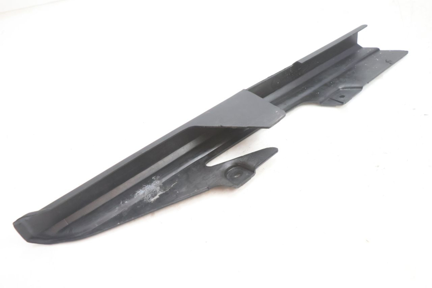 photo de OSŁONA ŁAŃCUCHA KAWASAKI ZX-6R ZX6R 600 (2000 - 2002) - Zbliżenie techniczne