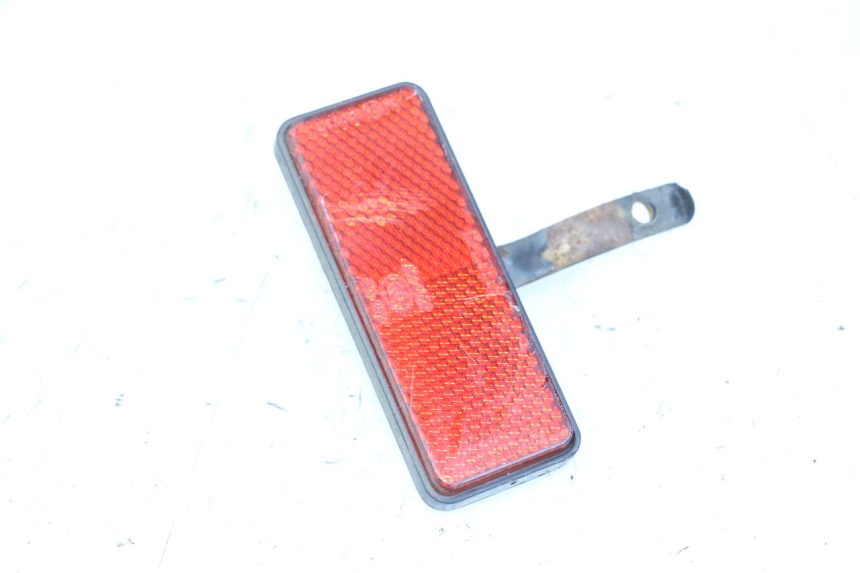 photo de KIERUNKOWSKAZ (LUSTERKO) STAHO FH 50 (2018 - 2019) - Zoom stanu zużycia