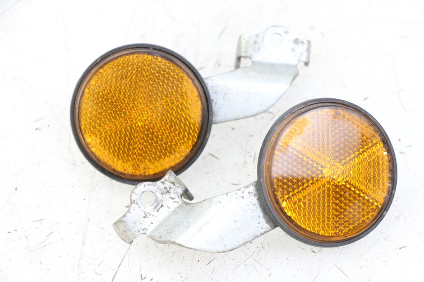 photo de KIERUNKOWSKAZ LUSTERKA HONDA PCX (JF57/JF64) 125 (2014 - 2018) - Widok główny