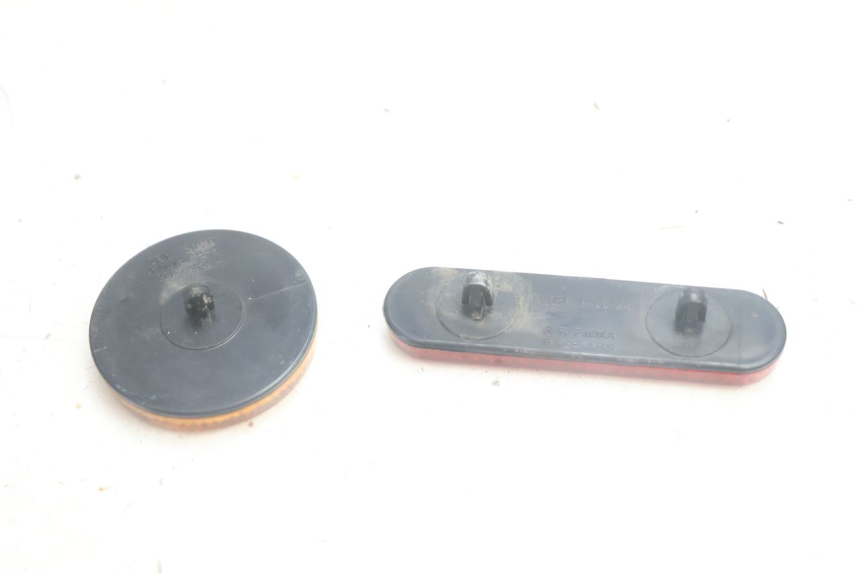 photo de KIERUNKOWSKAZ (LUSTERKO) PEUGEOT KISBEE 4T 50 (2018 - 2022) - Szczegół części