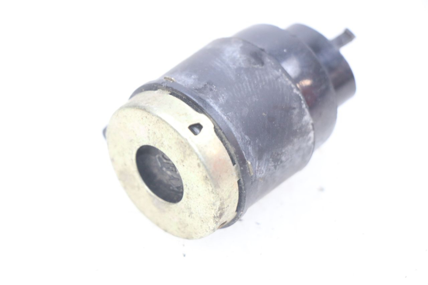 photo de PRZERYWACZ KIERUNKOWSKAZÓW KYMCO AGILITY 4T 50 (2005 - 2018) - Widok główny