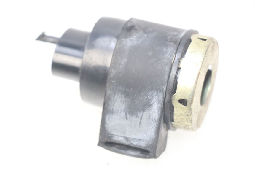 photo de PRZERYWACZ KIERUNKOWSKAZÓW KYMCO AGILITY 4T 50 (2005 - 2018) - Szczegół części