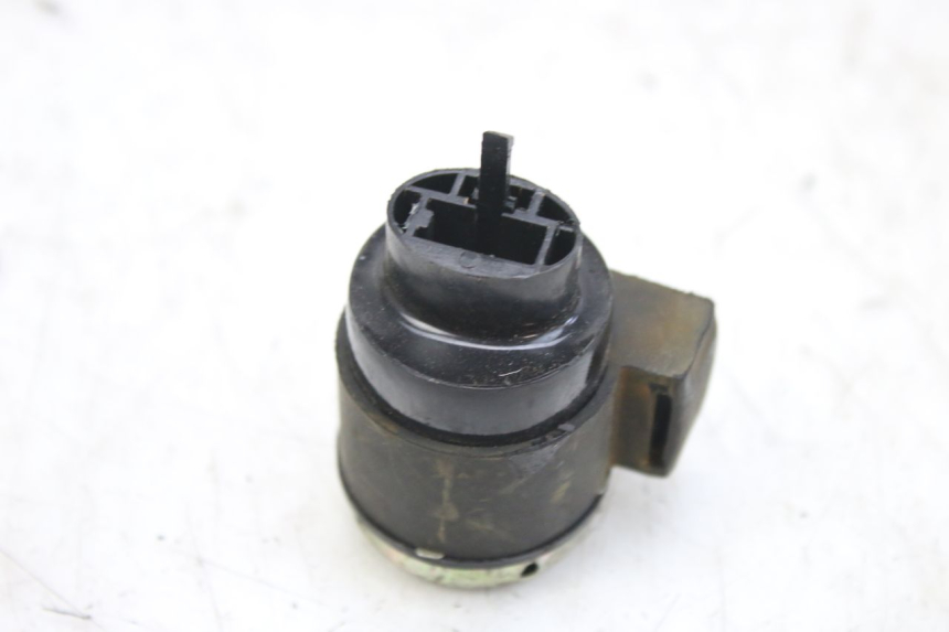 photo de PRZEKAŹNIK KIERUNKOWSKAZU KYMCO AGILITY 4T 50 (2018 - 2022) - Zoom stanu zużycia