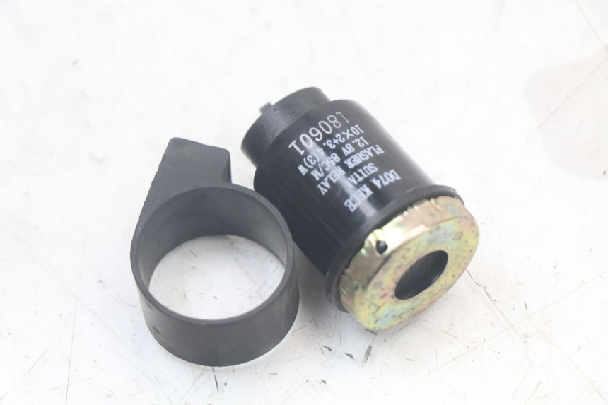 photo de PRZEKAŹNIK KIERUNKOWSKAZU KYMCO AGILITY 4T 50 (2018 - 2022) - Szczegół części